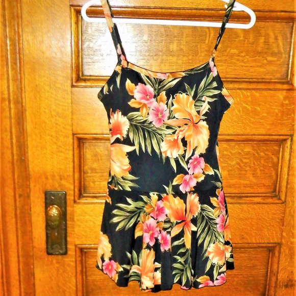 *** ISLANDER *** Swimsuit ~ One Piece - Picture 1 of 2